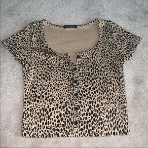 Brandy Melville Short Sleeve Zelly Top